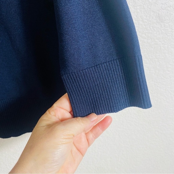 Ann Taylor Bottom Down Blue Cardigan Size: Medium - Picture 4 of 6